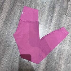 lululemon align dusty rose size 6 28" athletic comdfy casual